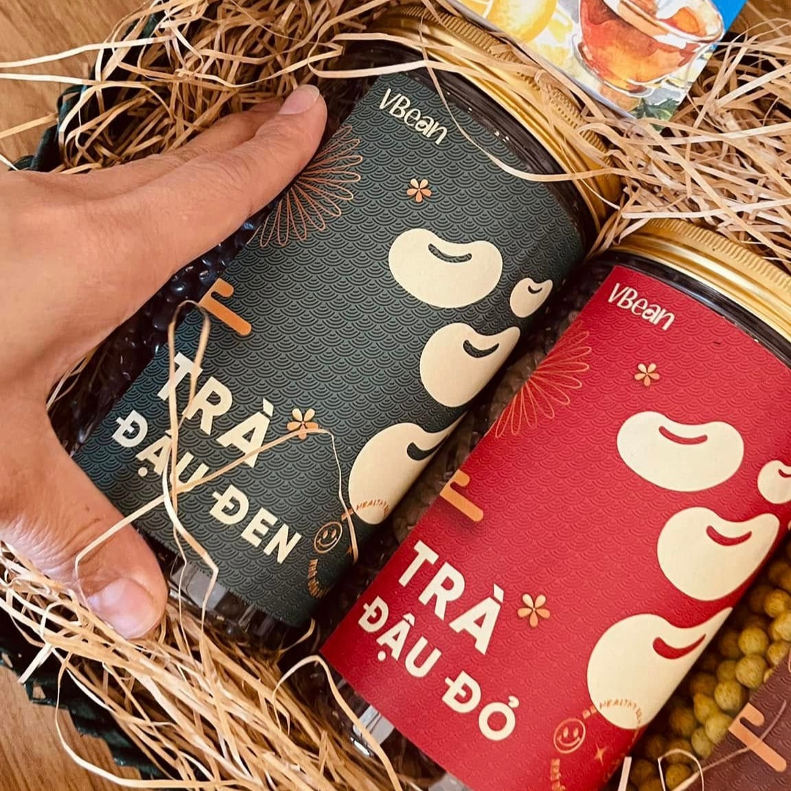 Uống Trà Đậu Đỏ Mỗi Ngày Có Tốt Không? 7 Lợi Ích & Lưu Ý Quan Trọng