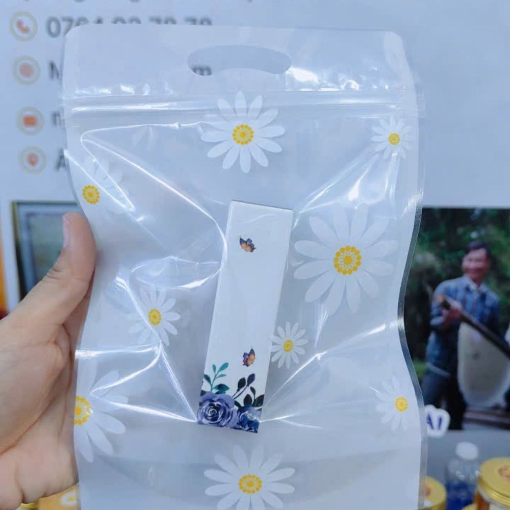 Son Dưỡng Sáp Ong