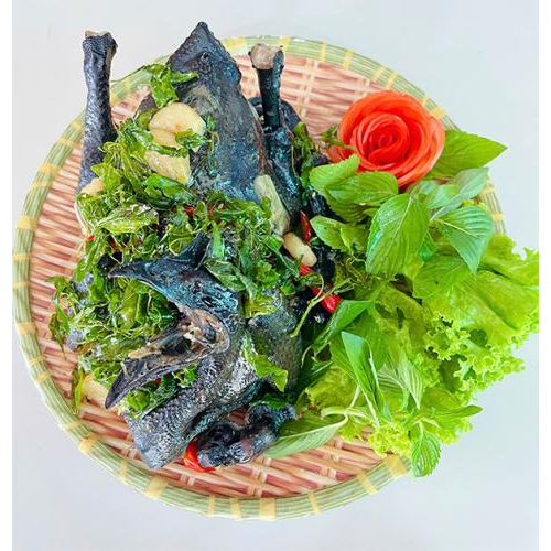 Gà Đen Hấp Lá Ớt