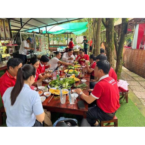 Ẩm Thực Miền Tây – Bản Sắc Hồn Quê Tại Khu Du Lịch Tuấn Tường