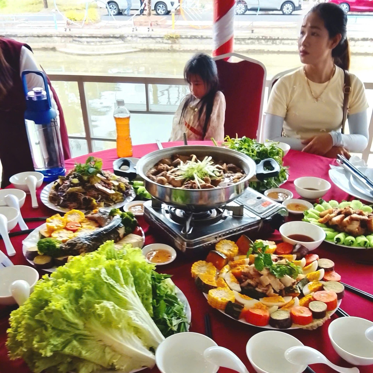 Top Món Ăn Phù Hợp Cho Tiệc Gia Đình Tại Phú Điền