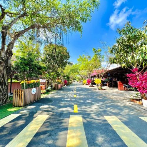 Du Lịch Phú Điền Có Gì Chơi? Top Hoạt Động Giải Trí Không Thể Bỏ Lỡ