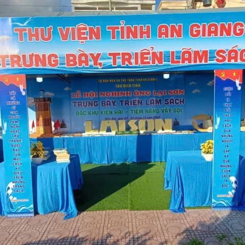 Điểm Nhấn Văn Hóa Với Triển Lãm Sách Độc Đáo Tại Lại Sơn Năm 2025