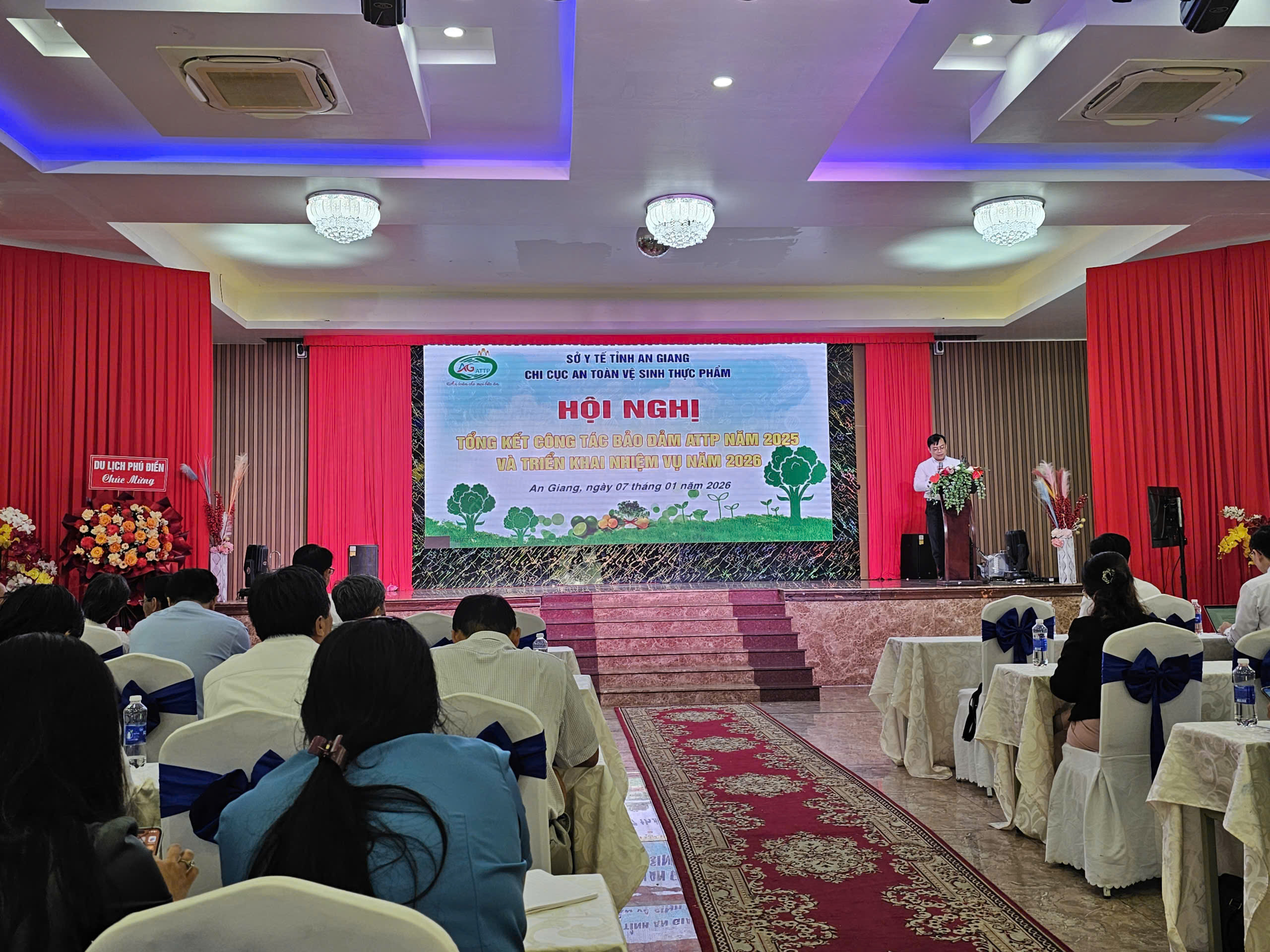 Hội nghị tổng kết công tác bảo đảm an toàn thực phẩm năm 2025 và triển khai nhiệm vụ năm 2026