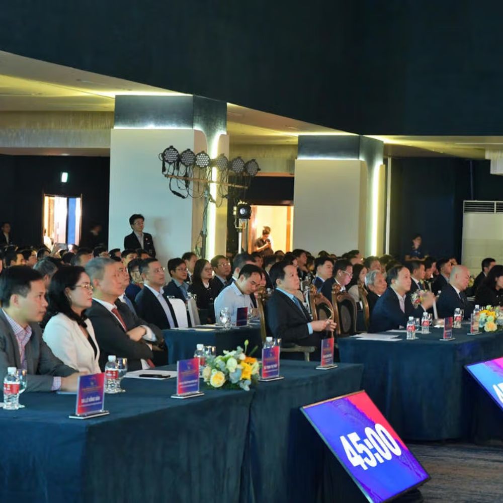 Văn Hóa Kinh Doanh Việt Nam: Kiến Tạo Hệ Giá Trị Mới Từ Tư Duy Đột Phá