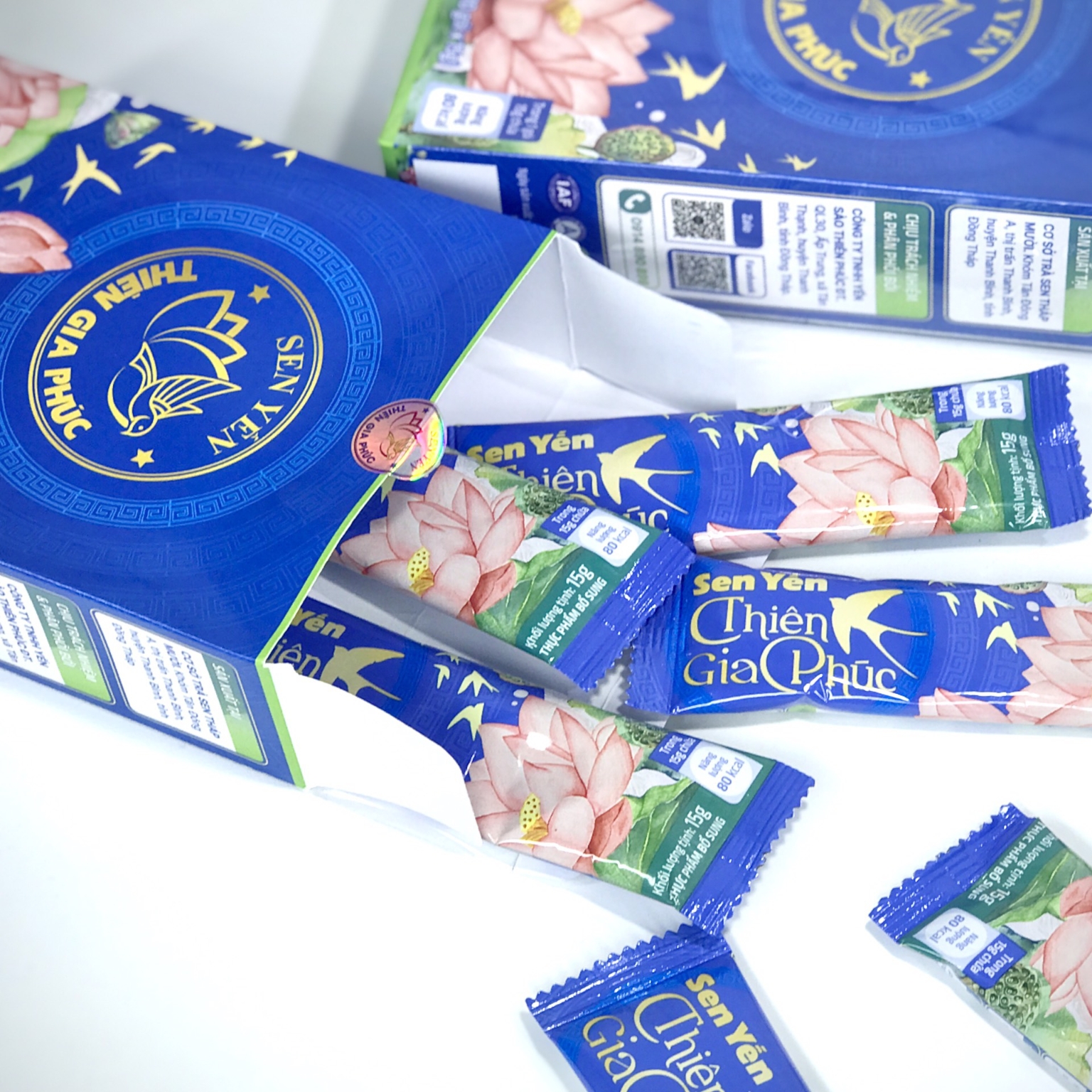 Sen Yến – Sự Kết Hợp Tinh Tế Giữa Truyền Thống Và Dinh Dưỡng Cao Cấp