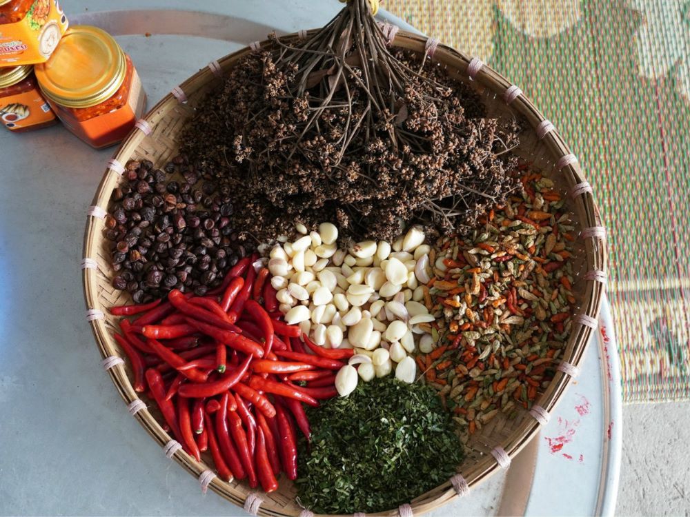 Thành phần & xuất xứ