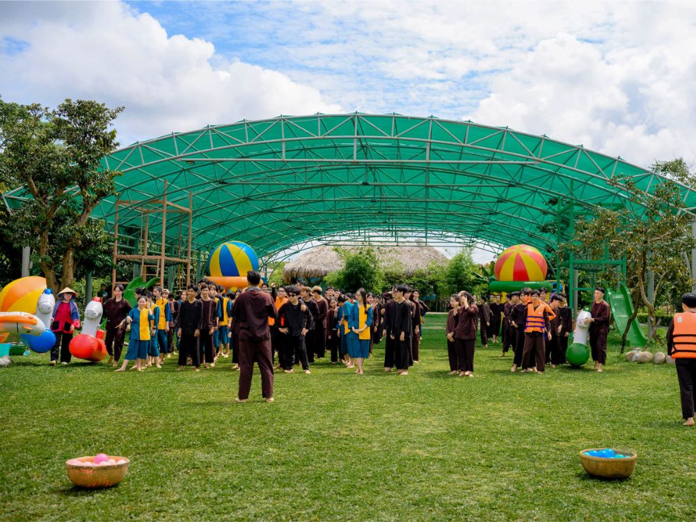 Khu trò chơi trên cạn