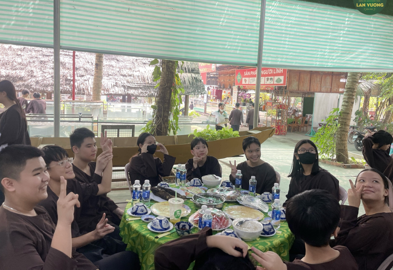 Ẩm thực dân dã đậm vị miền Tây