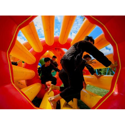 Khu trò chơi trên cạn