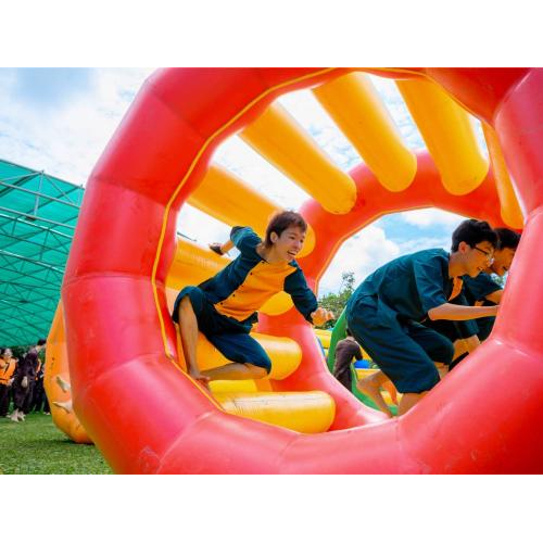 Khu trò chơi trên cạn