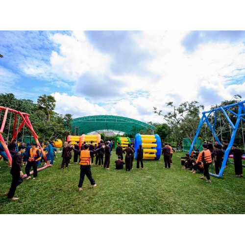 Khu trò chơi trên cạn