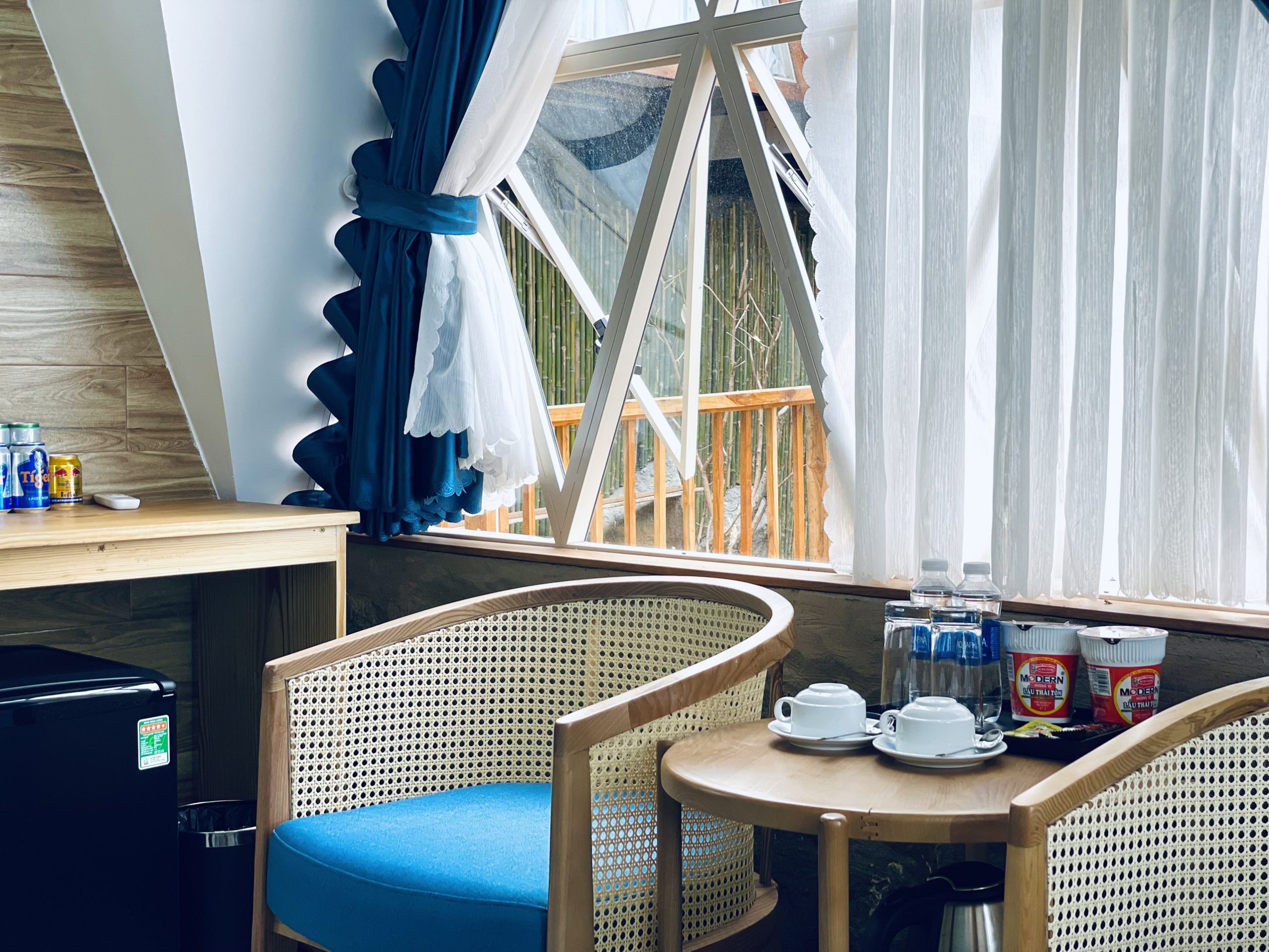 Giới thiệu phòng view sân vườn