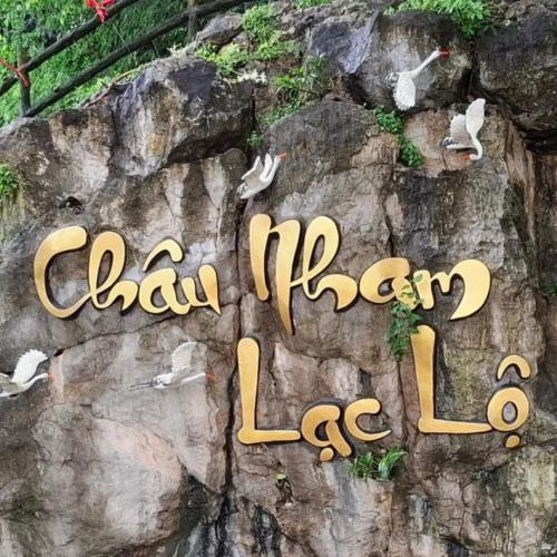 Núi Đá Dựng Hà Tiên: Hành Trình Khám Phá Kỳ Quan Hang Động Và Lịch Sử