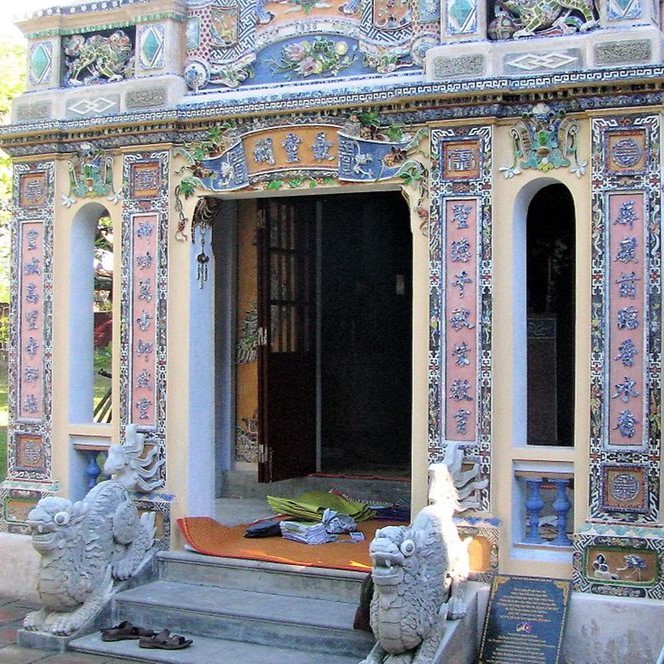 Dự Án Bảo Tồn Đền Tối Linh Từ