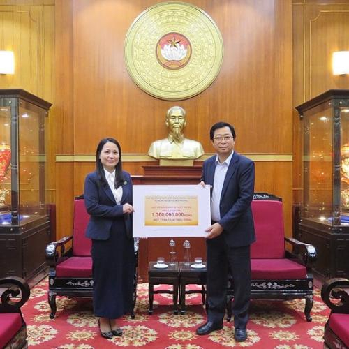 Đã Có Gần 2.100 Tỷ Đồng Đăng Ký Ủng Hộ Đồng Bào Vùng Lũ