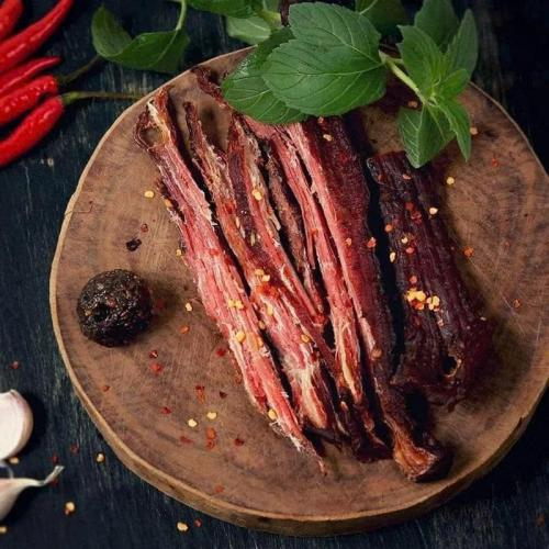 Thịt Trâu Gác Bếp Hà Giang – Đặc Sản Vùng Đồi Núi Tây Bắc