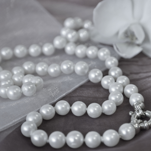 Vì Sao Ngọc Trai Không Cần Cắt Mài?