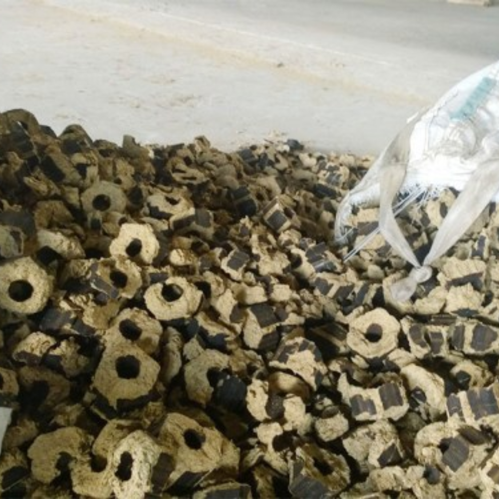 Củi Trấu – Nguồn Nhiên Liệu Ổn Định, Dễ Vận Hành, Ít Khói Bụi