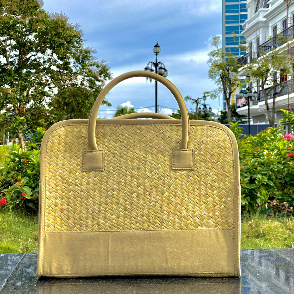 Cặp Laptop Có Bền Và Đẹp Không?