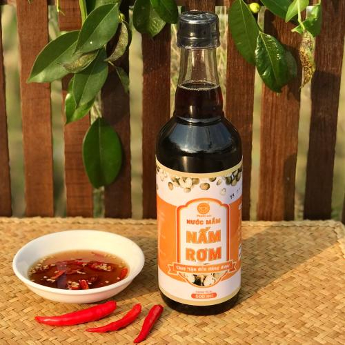 Nước Mắm Nấm Rơm