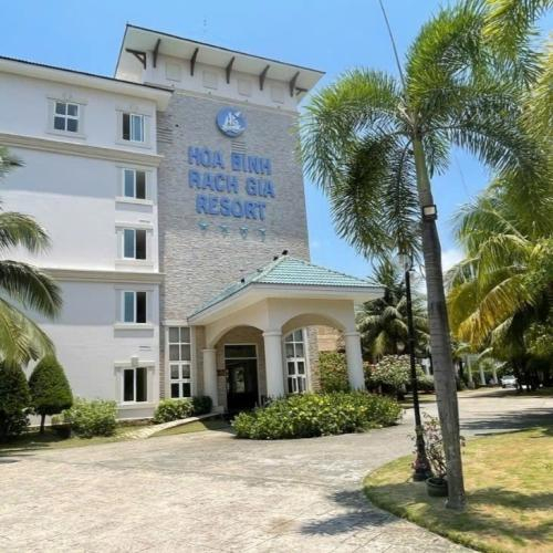 Hòa Bình Rạch Giá Resort (4 sao)