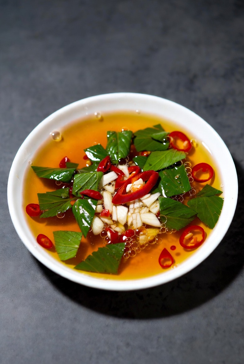 Cách Làm Nước Mắm Tỏi Ớt Nổi Đẹp Mắt