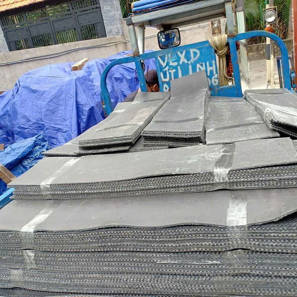 Thảm trải sàn cũ bida