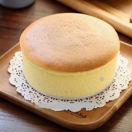 Bánh Bông Lan – Món Ngọt Mềm Mịn Được Yêu Thích Mọi Thời Đại