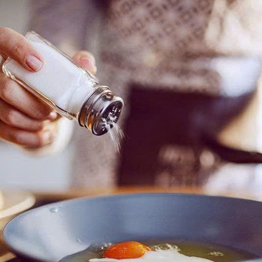 Những Sai Lầm Thường Gặp Khi Sử Dụng Gia Vị Trong Nấu Ăn