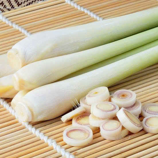 Sả trong nấu ăn – Gia vị tạo mùi thơm tự nhiên và làm món ăn đậm đà hơn