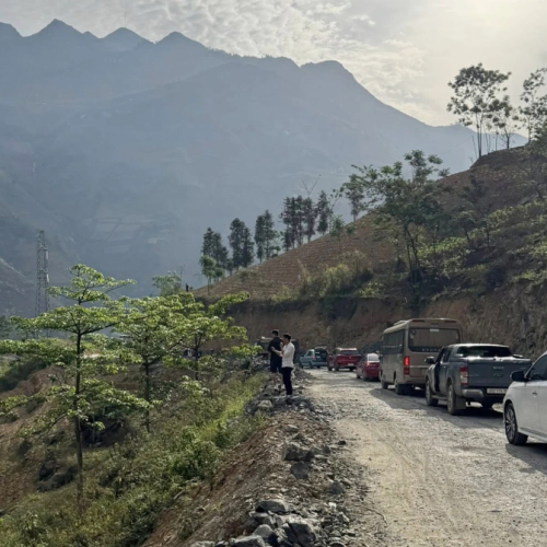 Khám phá Hà Giang bằng ôtô hay xe máy?