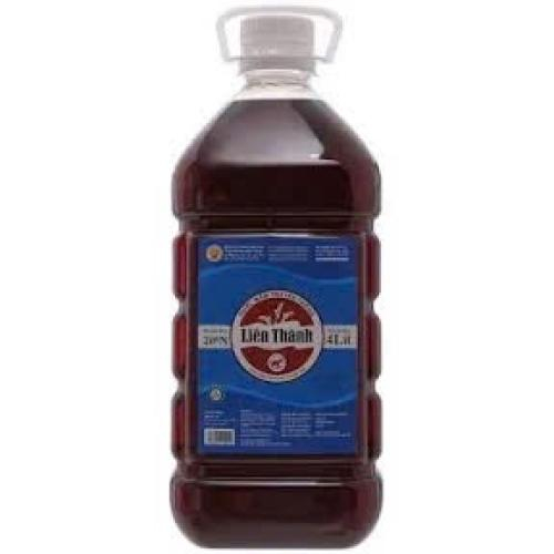 Nước Mắm Truyền Thống Tại Hội Quán