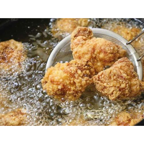 Dầu ăn trong nấu ăn – Vai trò, cách dùng và những điều cần biết