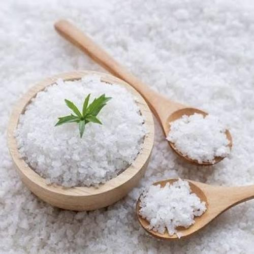 Muối – Gia Vị Nhỏ Nhưng “Quyền Lực Lớn” Trong Gian Bếp Việt