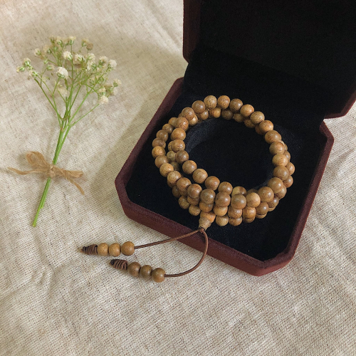 Vòng 108 Hạt Li Trầm Tốc