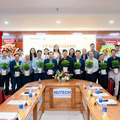 Đại Diện VN1AC Tham Dự Lễ Khai Giảng Viện IPS – HUTECH