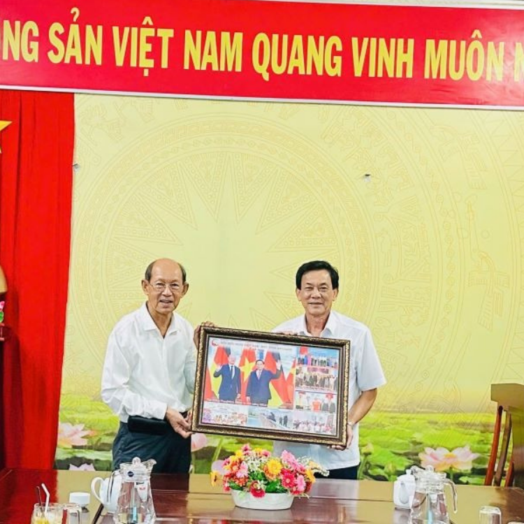 Hội Hữu Nghị Việt Nam - Đức Tỉnh An Giang Chúc Mừng Ngày Truyền Liên Hiệp Các Tổ Chức Hữu Nghị Việt Nam
