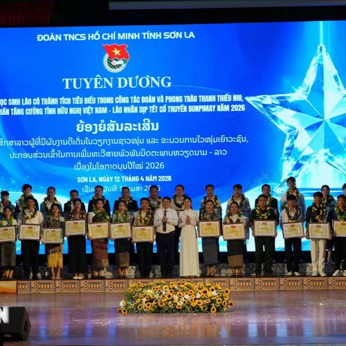 Gặp Mặt “Thắm Tình Hữu Nghị Đặc Biệt Việt Nam - Lào” Tại Sơn La