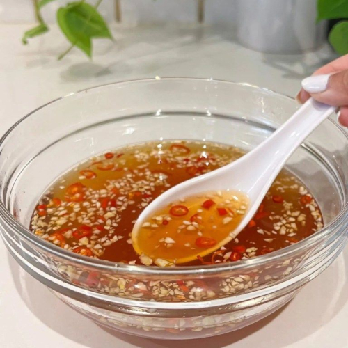 Ý Nghĩa Của Nước Mắm Trong Ngày Tết – Hương Vị Giữ Hồn Bữa Cơm Việt