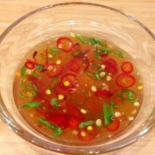 Vì Sao Người Việt Dùng Nước Mắm Nhiều Hơn Muối Trong Nấu Ăn?