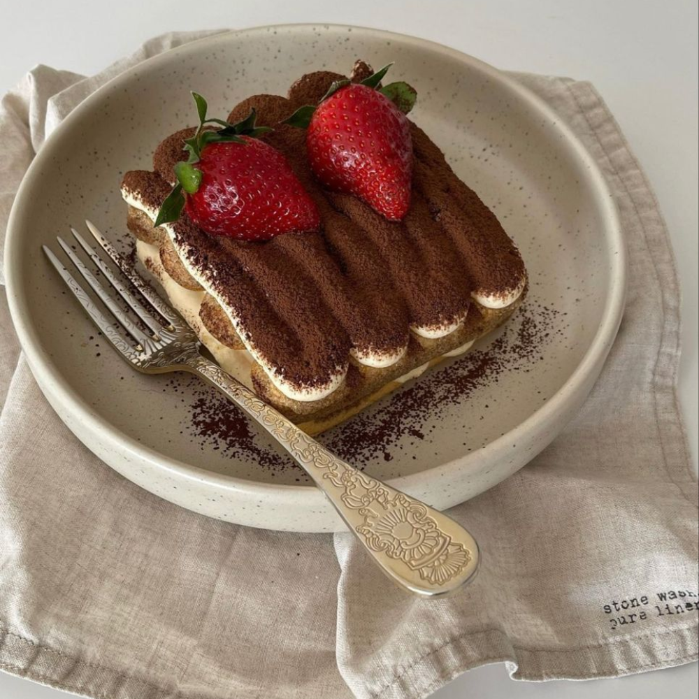 Bánh Tiramisu