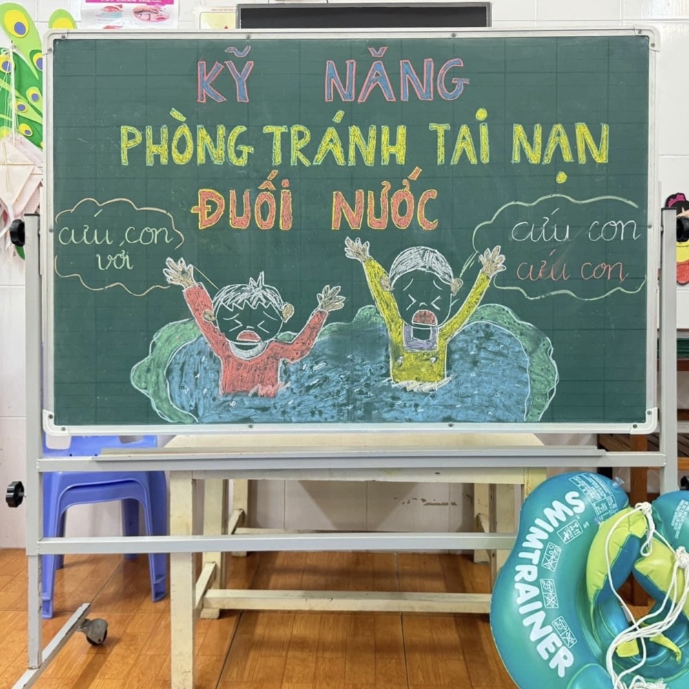 Hoạt Động Kỹ Năng Phòng Tránh Nạn Đuối Nước