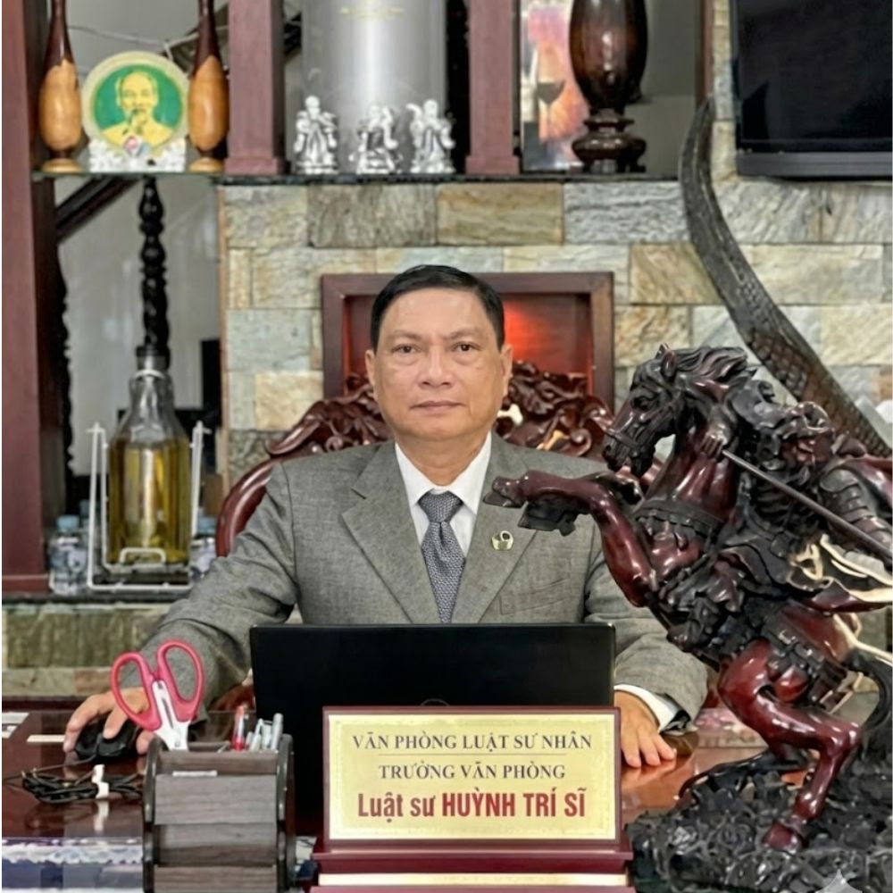 Luật Sư Huỳnh Trí Sĩ