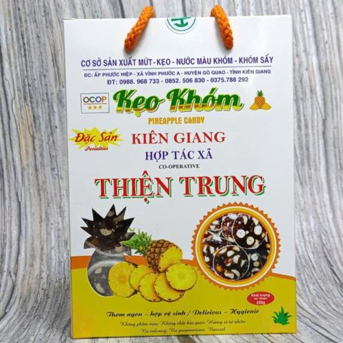 Kẹo Khóm Thiện Trung