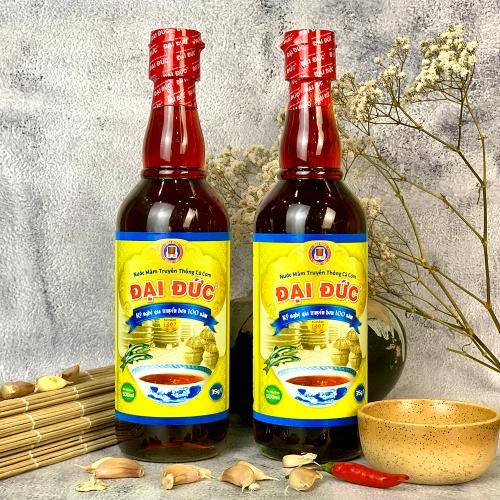 Nước Mắm Truyền Thống Phan Thiết 40 Độ Đạm – Giọt Mật Hổ Phách Nguyên Chất.