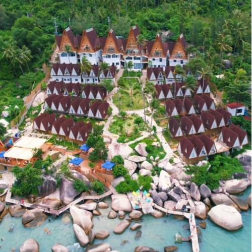 Trải nghiệm Fly Up Resort được mệnh danh là “Hoang đảo Robinson Việt Nam”