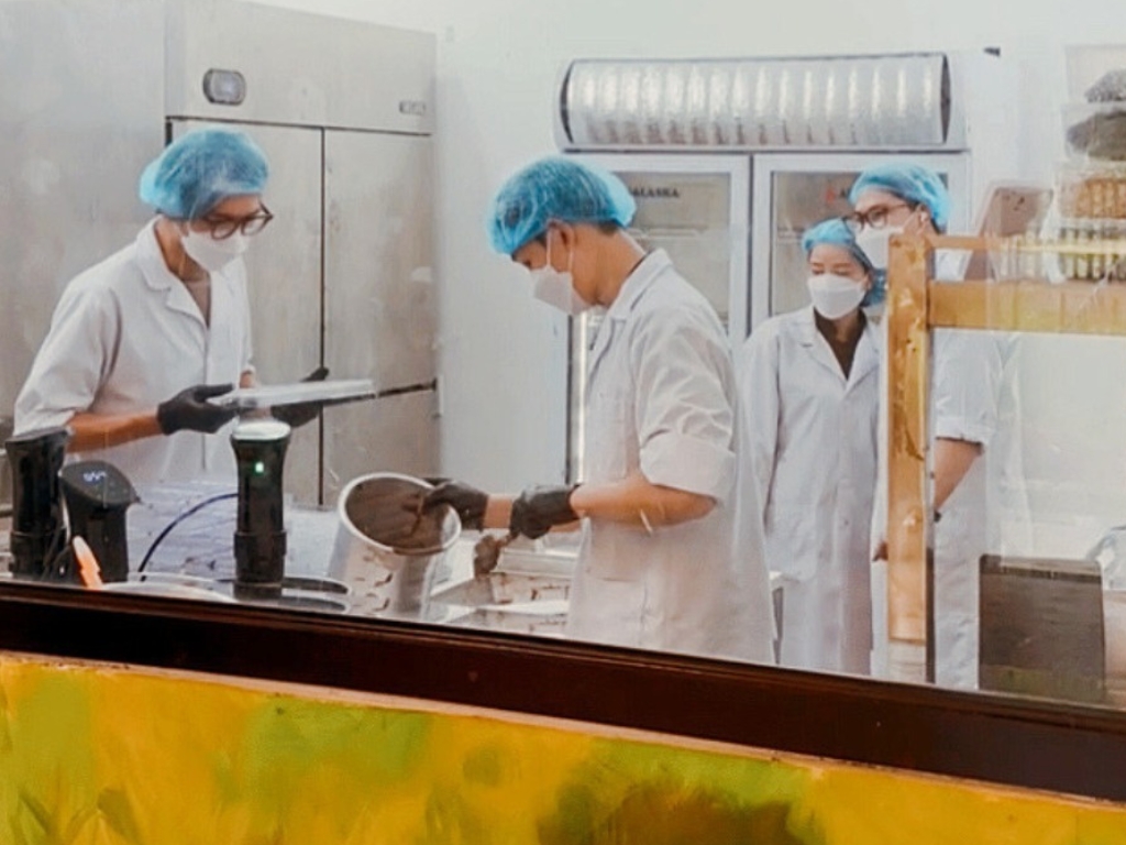 3. Quy trình thủ công “Bean to Bar”